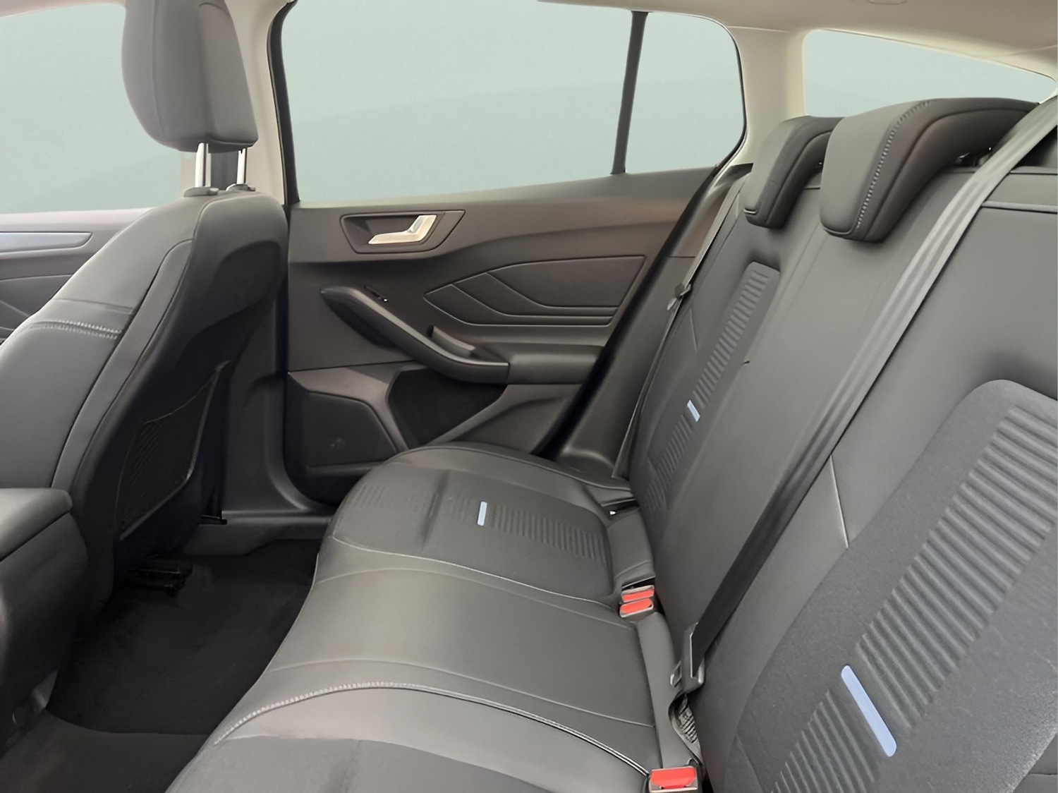 Used Ford Focus 2022 for sale - 76403009: Photo 31