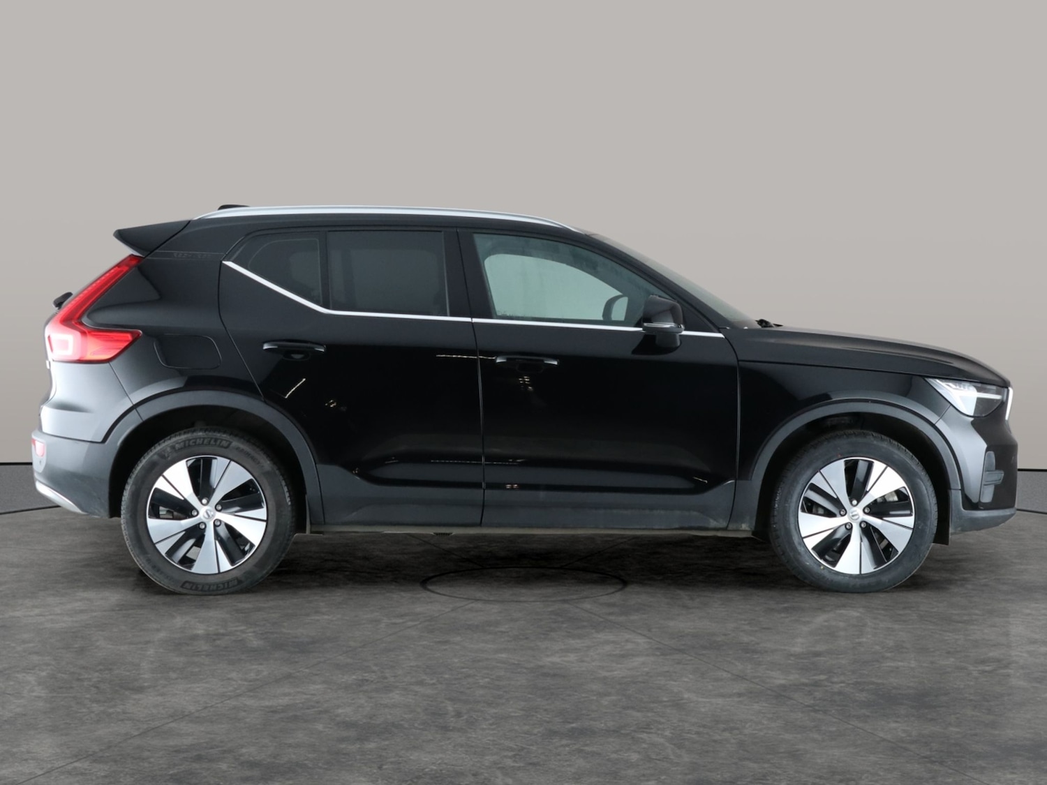 Used Volvo XC40 2022 for sale - 76821794: Photo 8