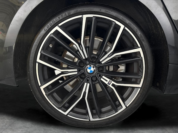 Used BMW 5 Series 2022 for sale - 76312747: Photo 41