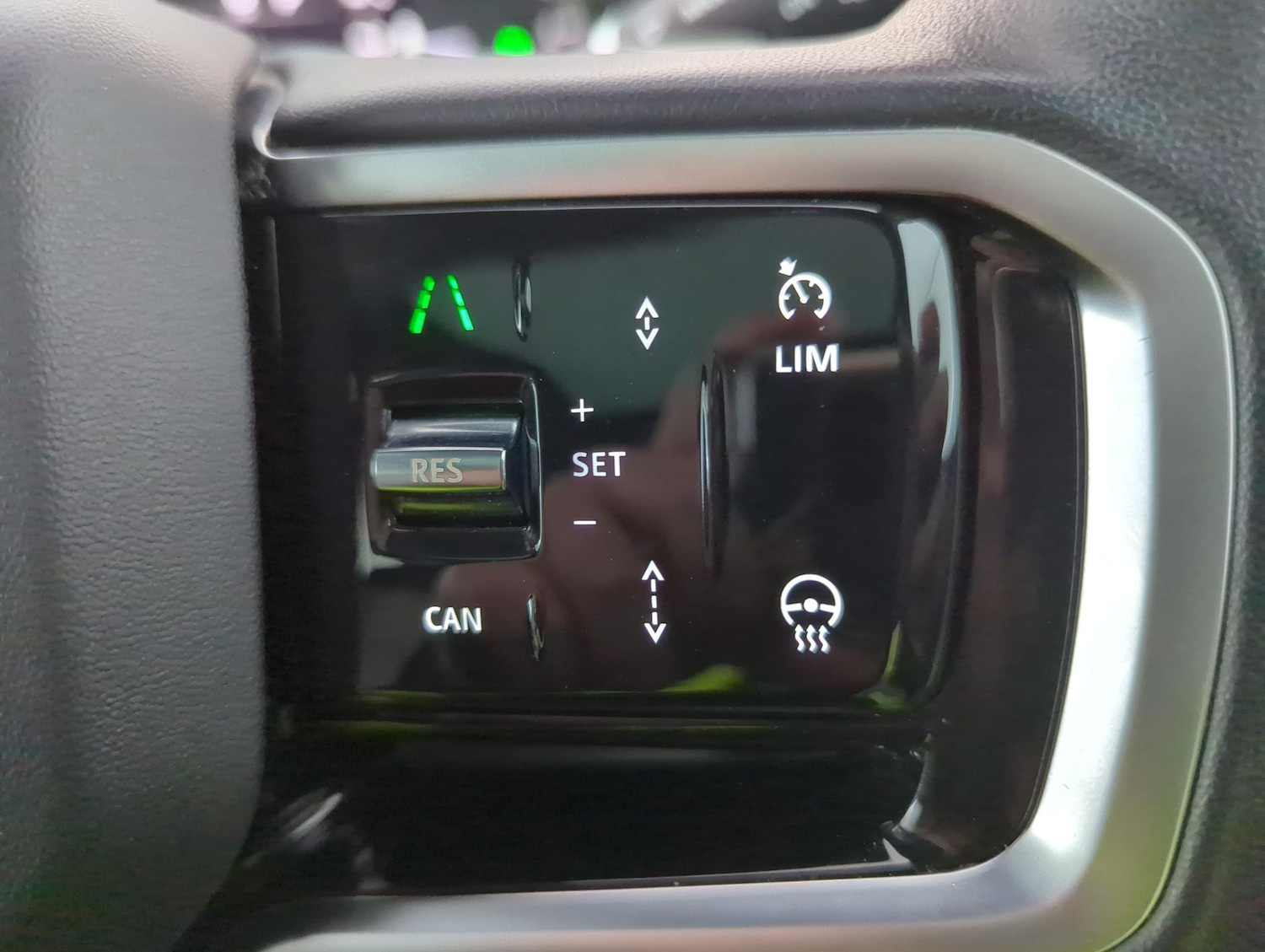 Used Land Rover Range Rover Evoque 2023 for sale - 78137482: Photo 25