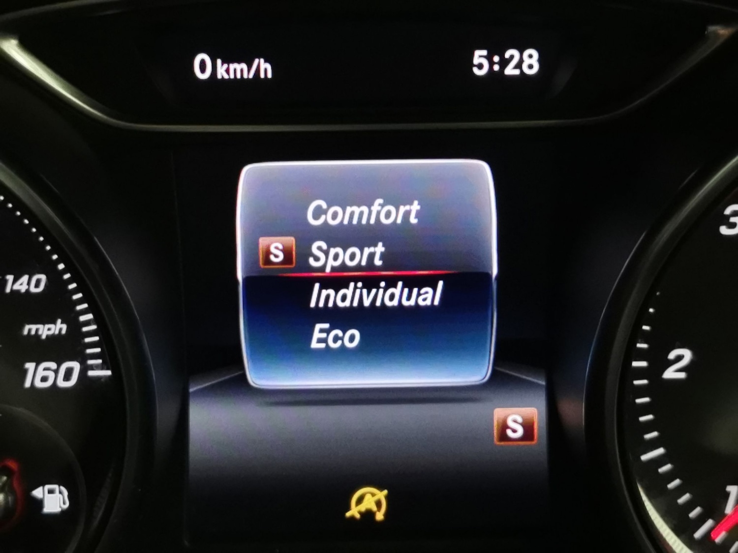 Used Mercedes-Benz GLA 2018 for sale - 76668679: Photo 16