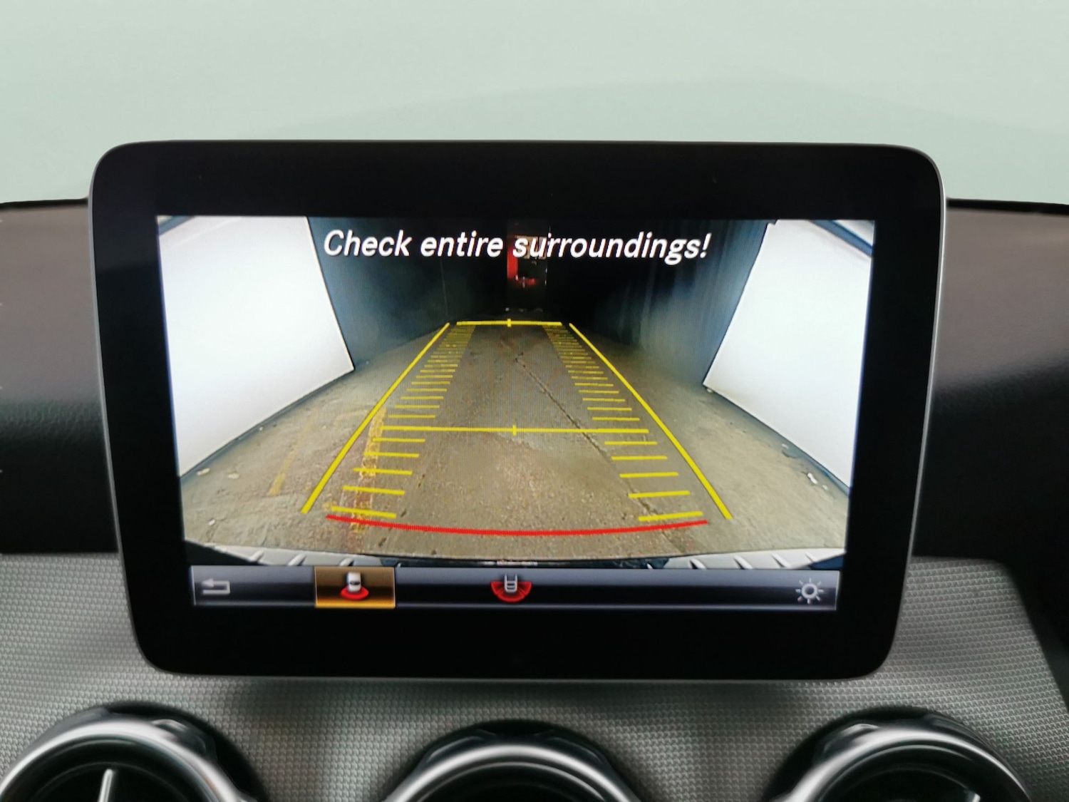 Used Mercedes-Benz GLA 2018 for sale - 76668679: Photo 5