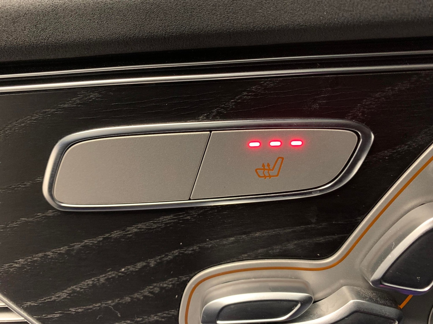 Used Mercedes-Benz EQC 2021 for sale - 76623945: Photo 19