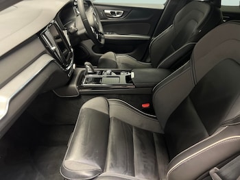 Used Volvo V60 2021 for sale - 75943980: Photo