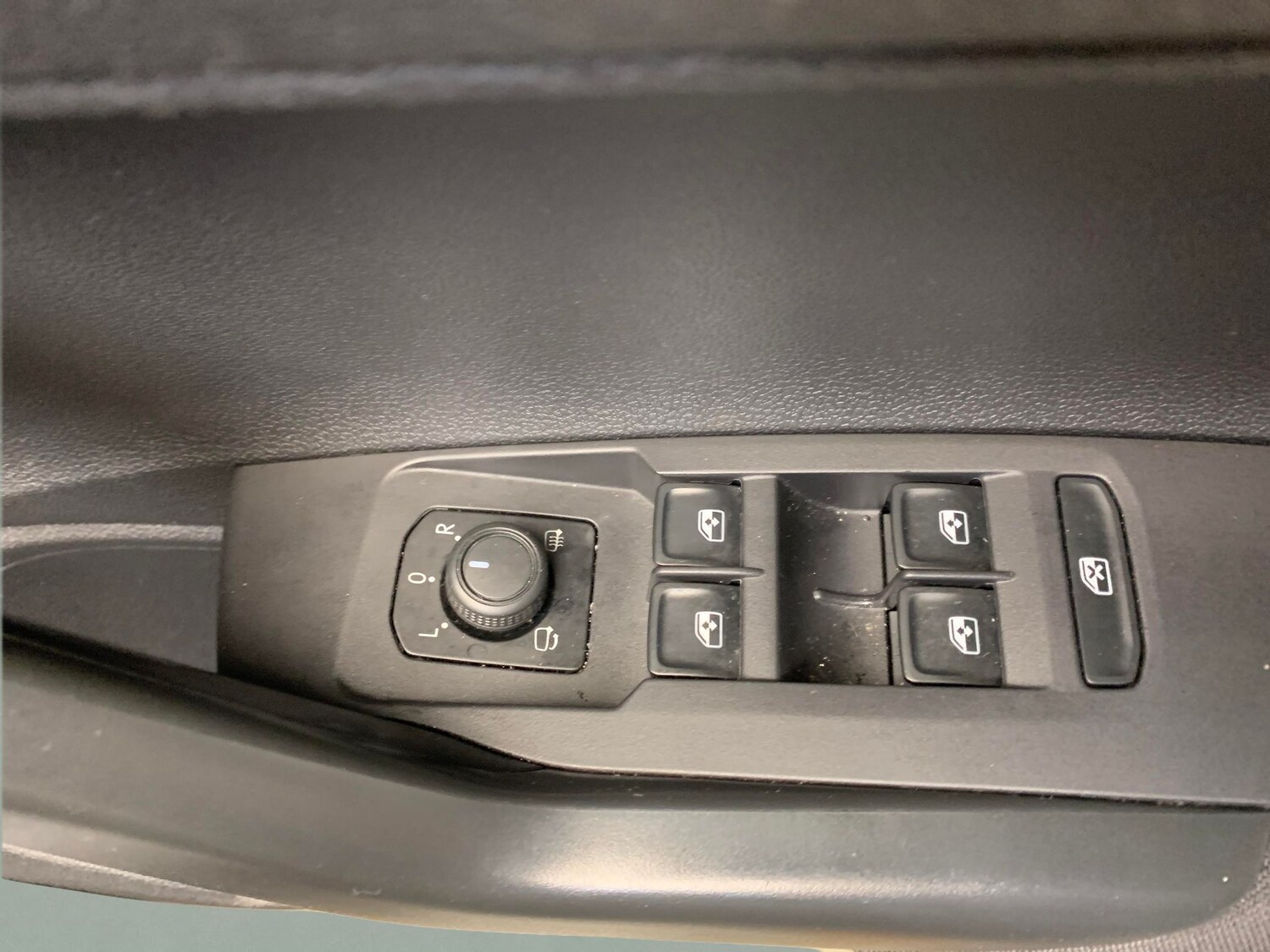 Used Volkswagen Taigo 2023 for sale - 77462238: Photo 13