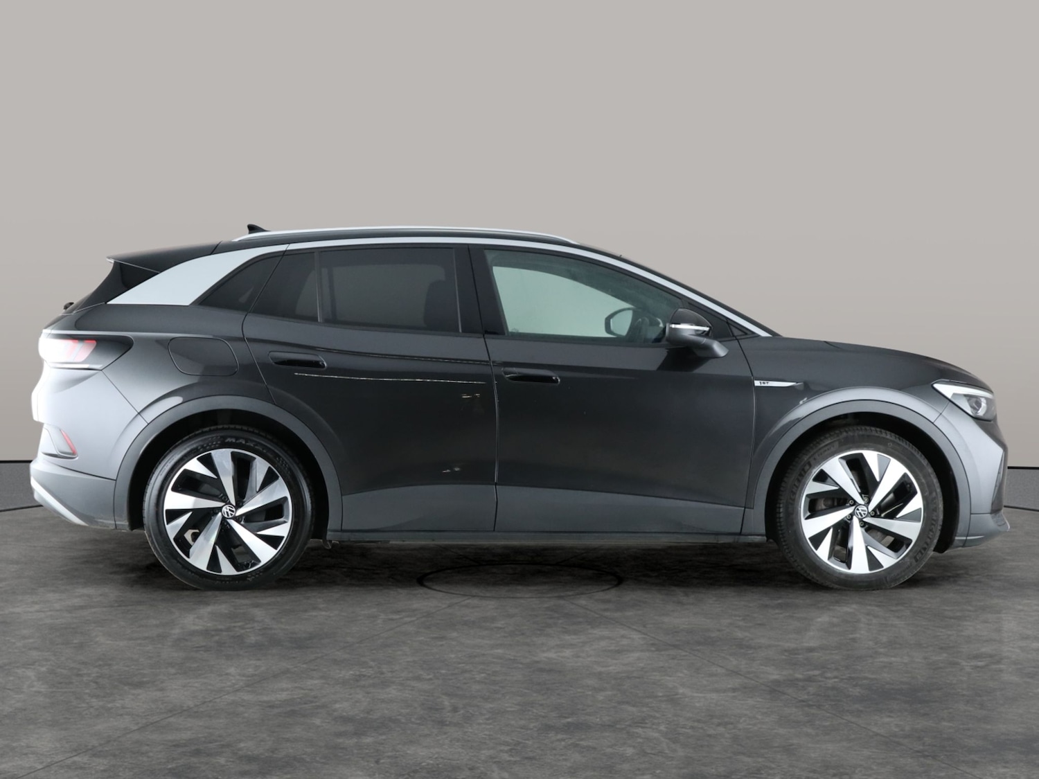 Used Volkswagen ID.4 2021 for sale - 76704131: Photo 9