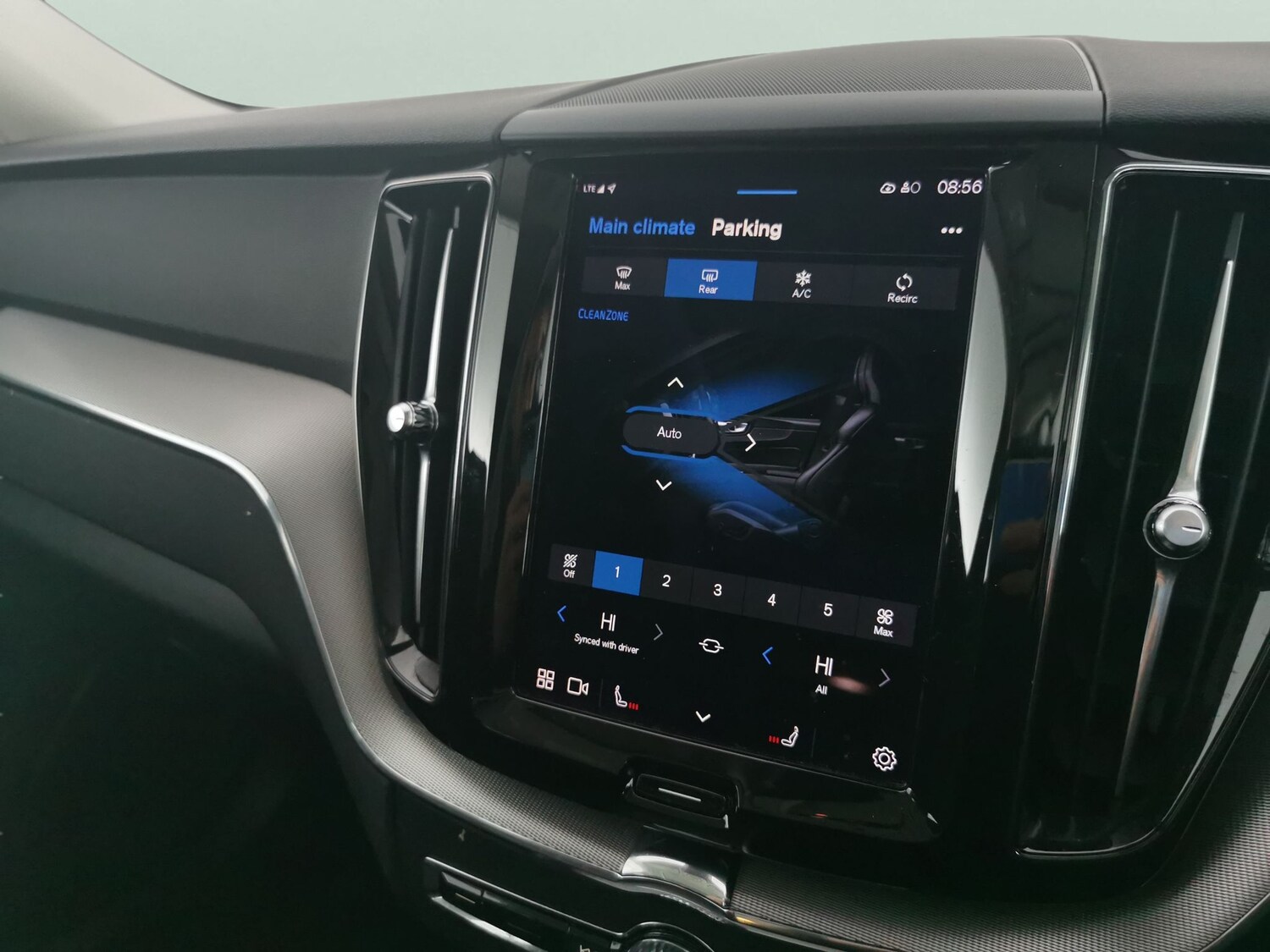 Used Volvo XC60 2022 for sale - 77364887: Photo 20