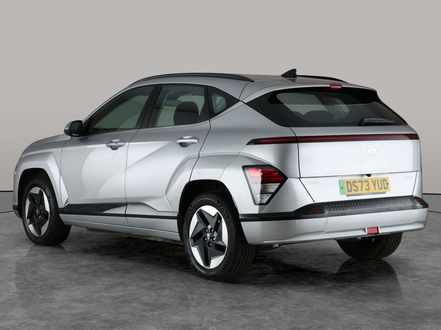 Used Hyundai KONA 2023 for sale - 76947080: Photo 12