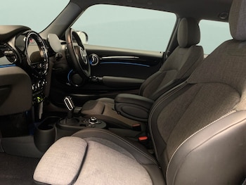 Used MINI Hatch 2022 for sale - 77576974: Photo