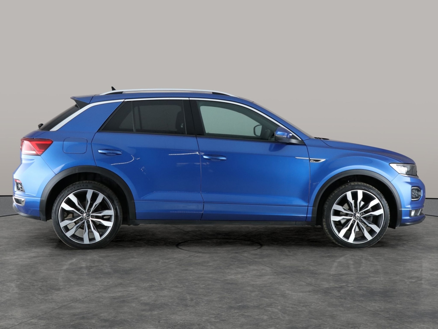 Used Volkswagen T-Roc 2021 for sale - 76480080: Photo 9