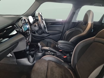 Used MINI Hatch 2022 for sale - 76155852: Photo 4