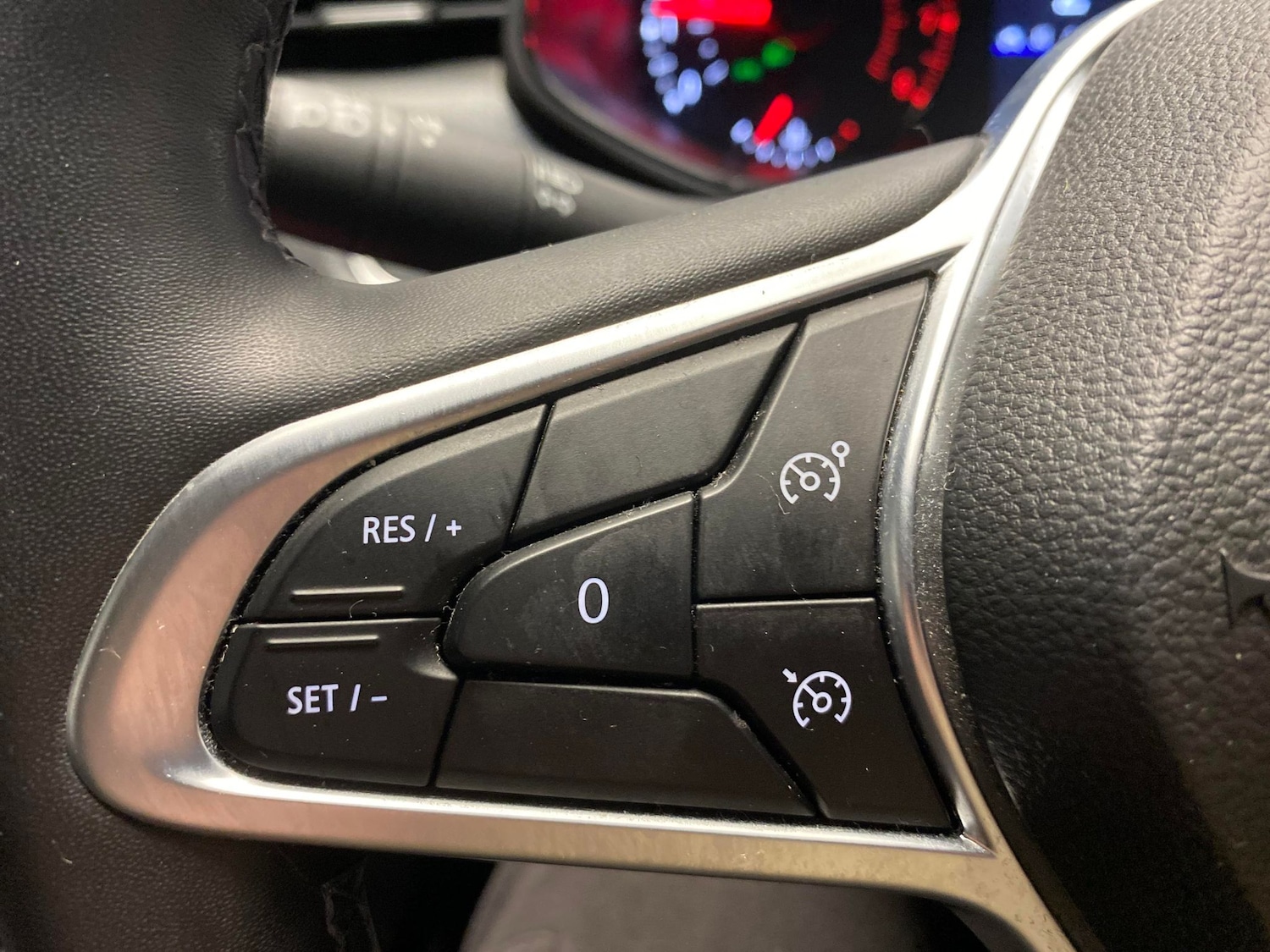 Used Renault Clio 2022 for sale - 78149405: Photo 17