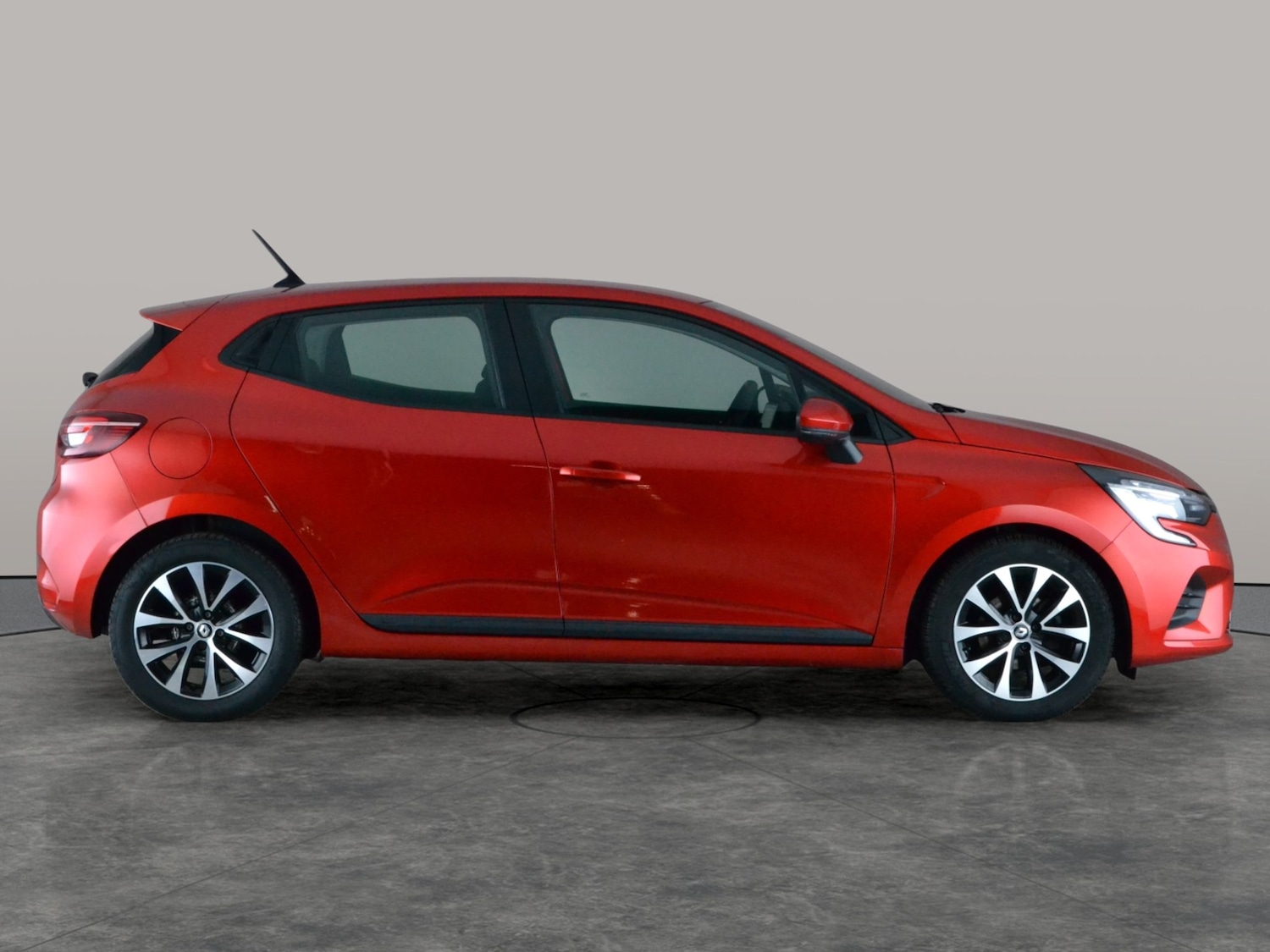 Used Renault Clio 2022 for sale - 78149405: Photo 9