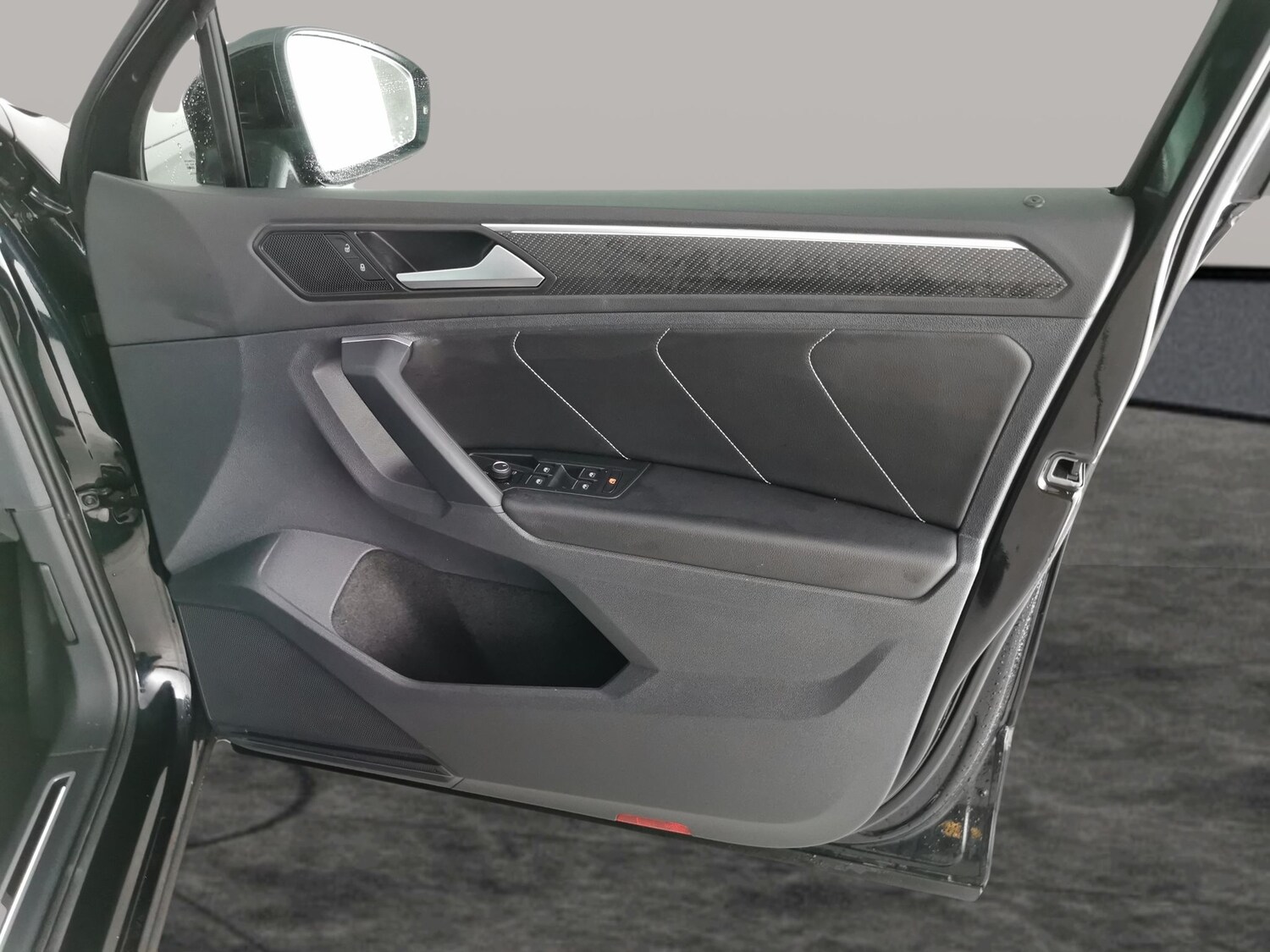 Used Volkswagen Tiguan 2023 for sale - 77418154: Photo 31