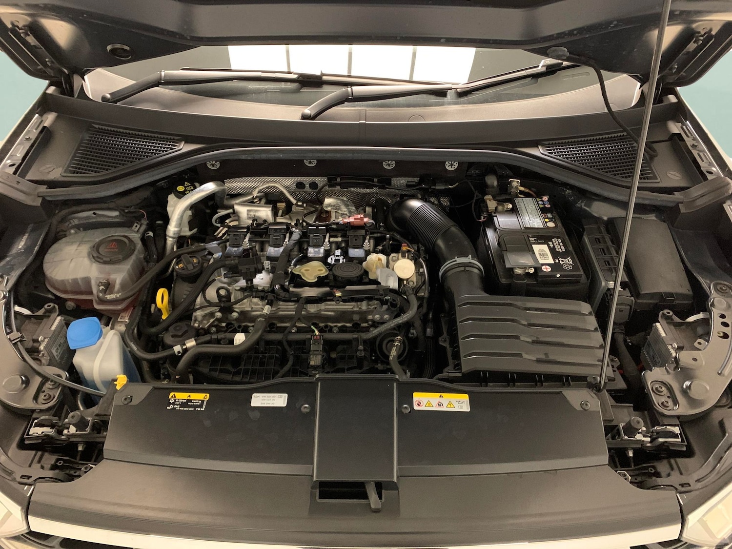 Used Volkswagen T-Roc for sale - 77232727: Photo 29