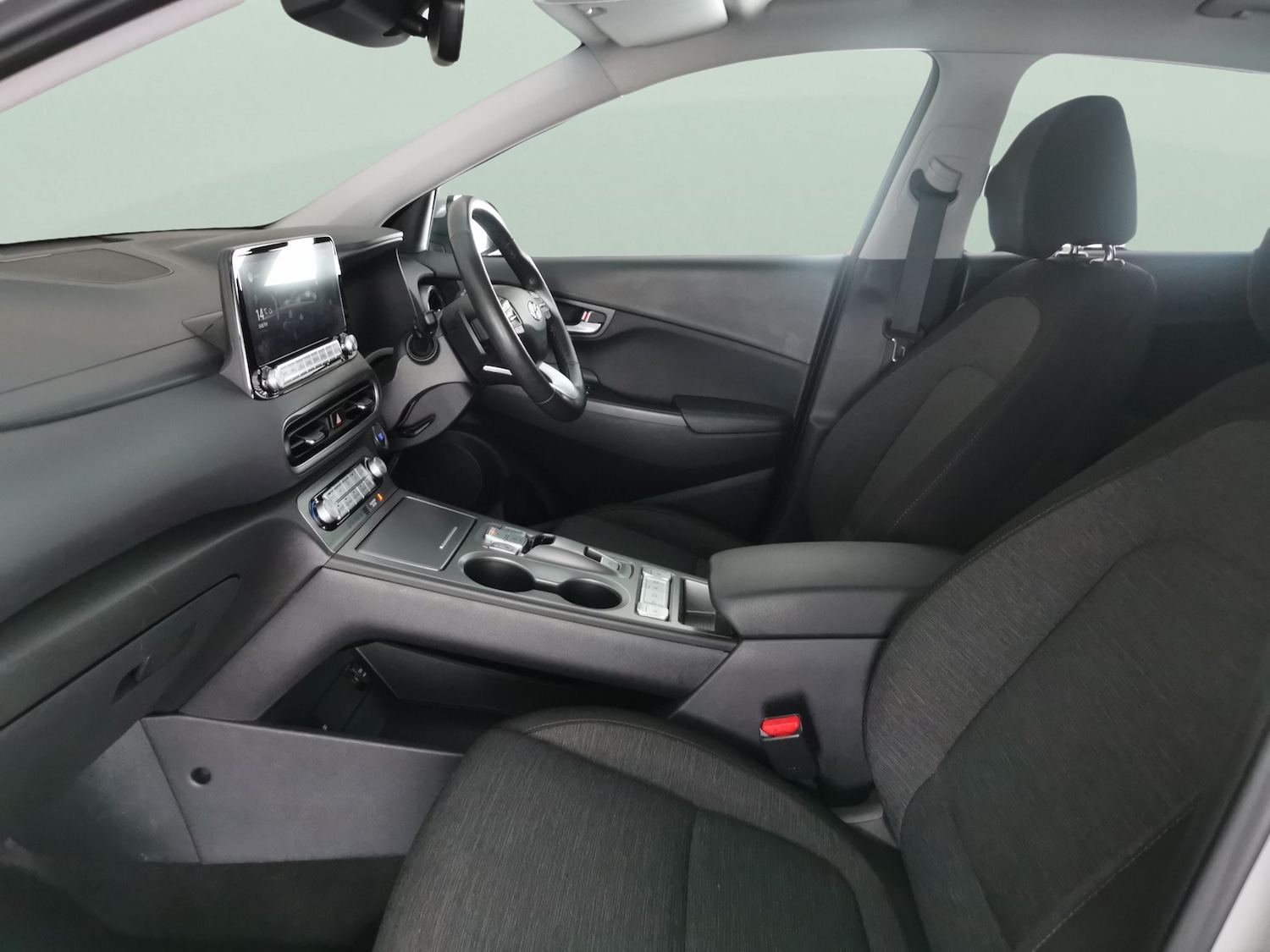 Used Hyundai KONA 2021 for sale - 76518399: Photo 4