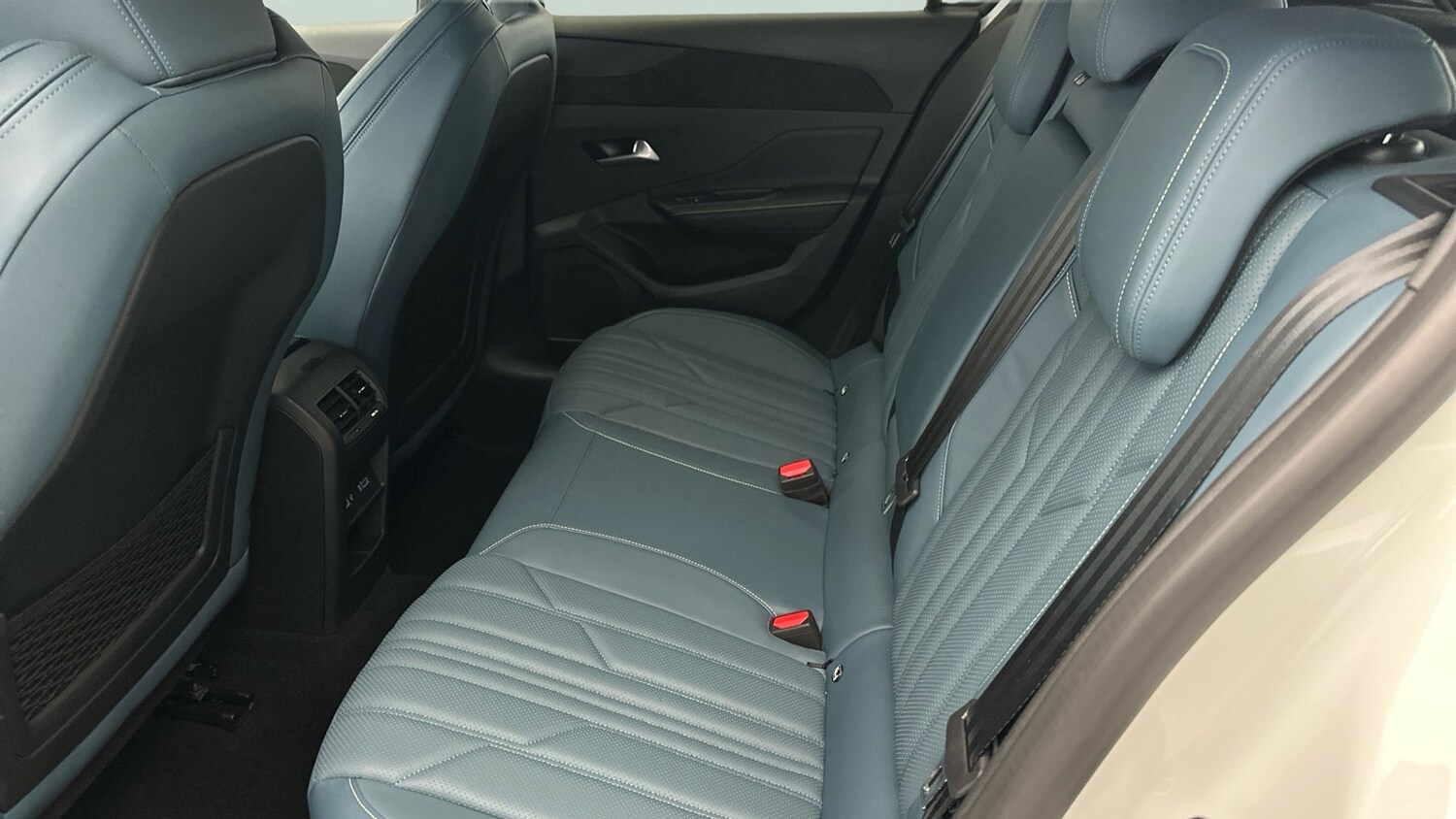 Used Peugeot 308 2022 for sale - 77364939: Photo 17