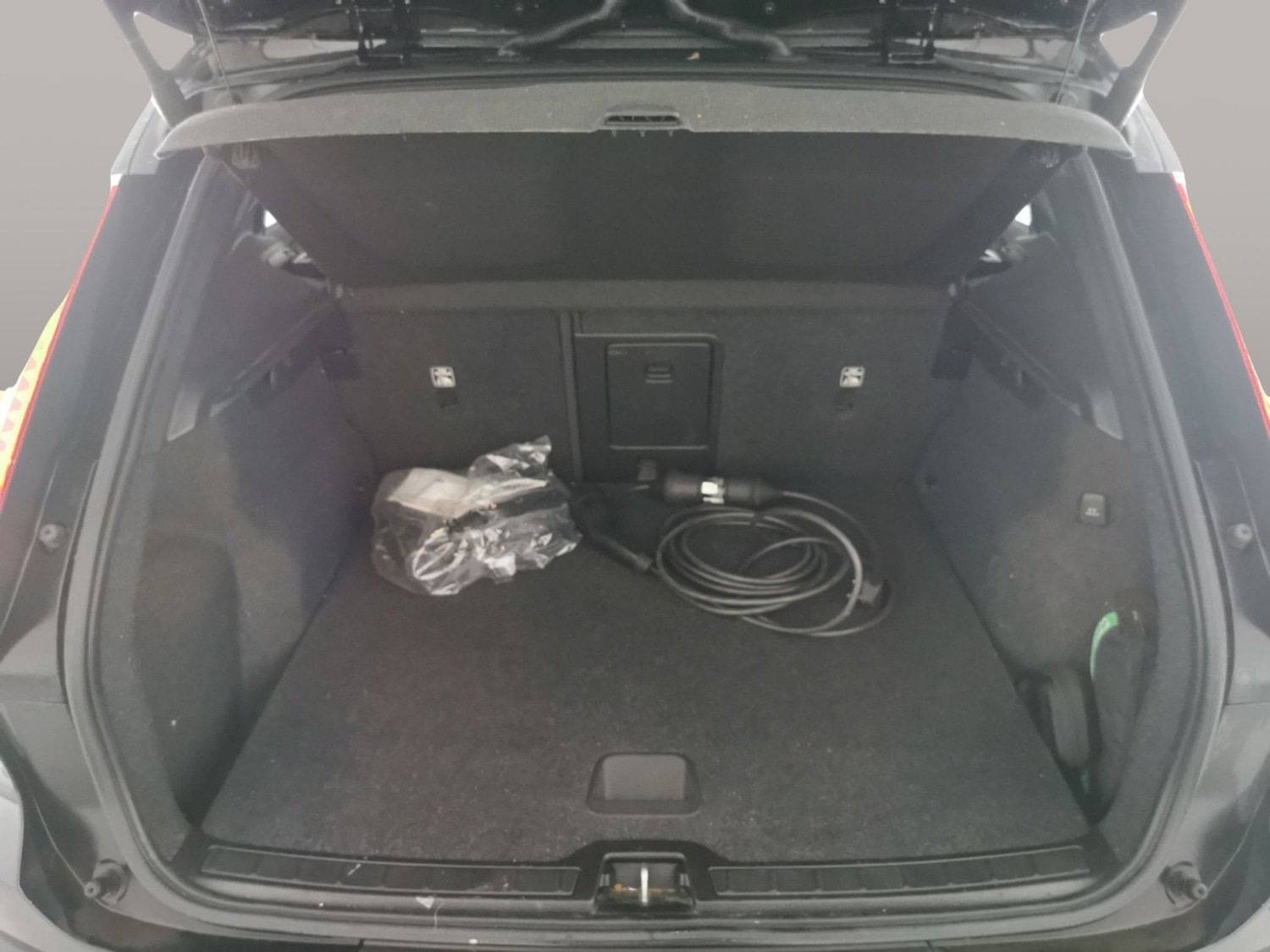 Used Volvo XC40 2021 for sale - 77219219: Photo 31