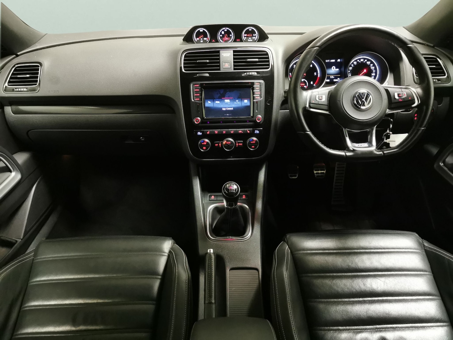 Used Volkswagen Scirocco 2016 for sale - 76931939: Photo 8