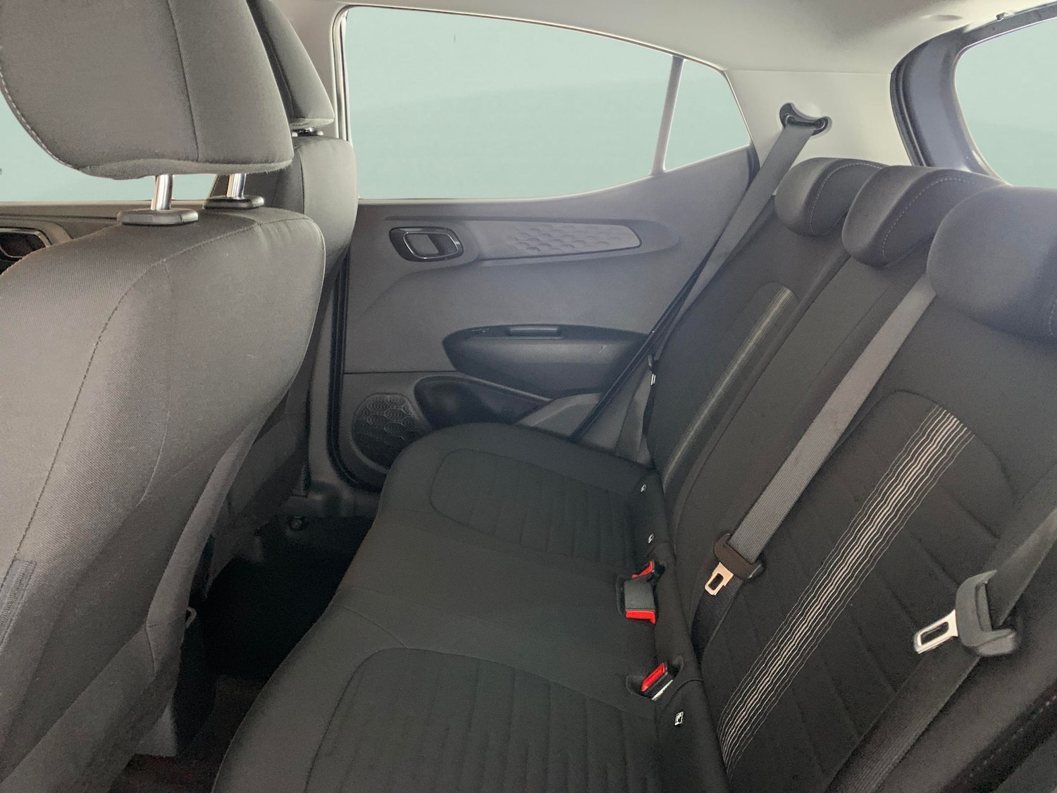 Used Hyundai i10 2022 for sale - 77076035: Photo 20