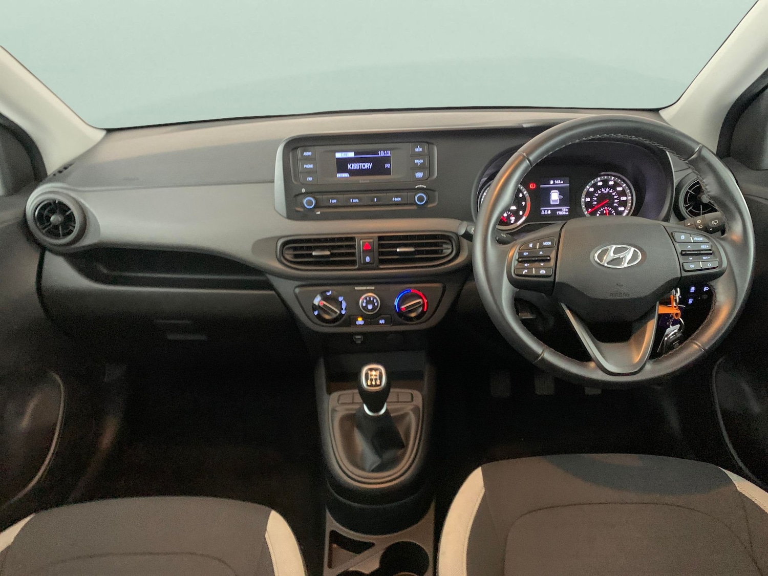 Used Hyundai i10 2022 for sale - 77076035: Photo 6