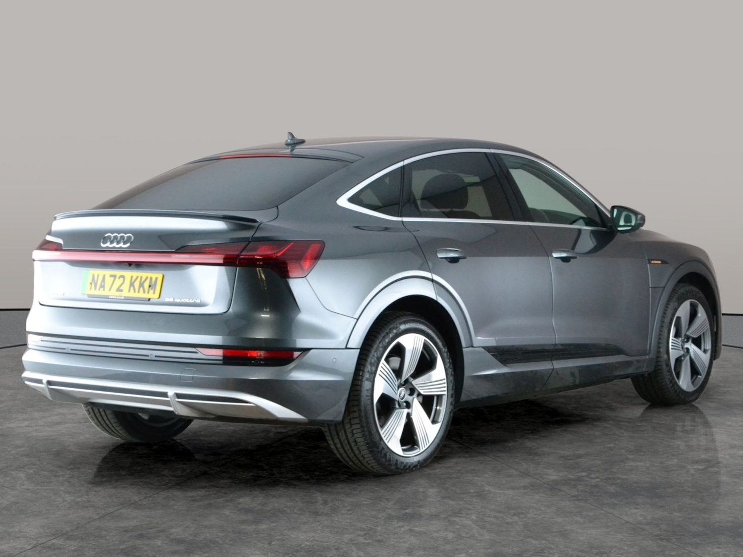 Used Audi e-tron 2022 for sale - 77653463: Photo 11