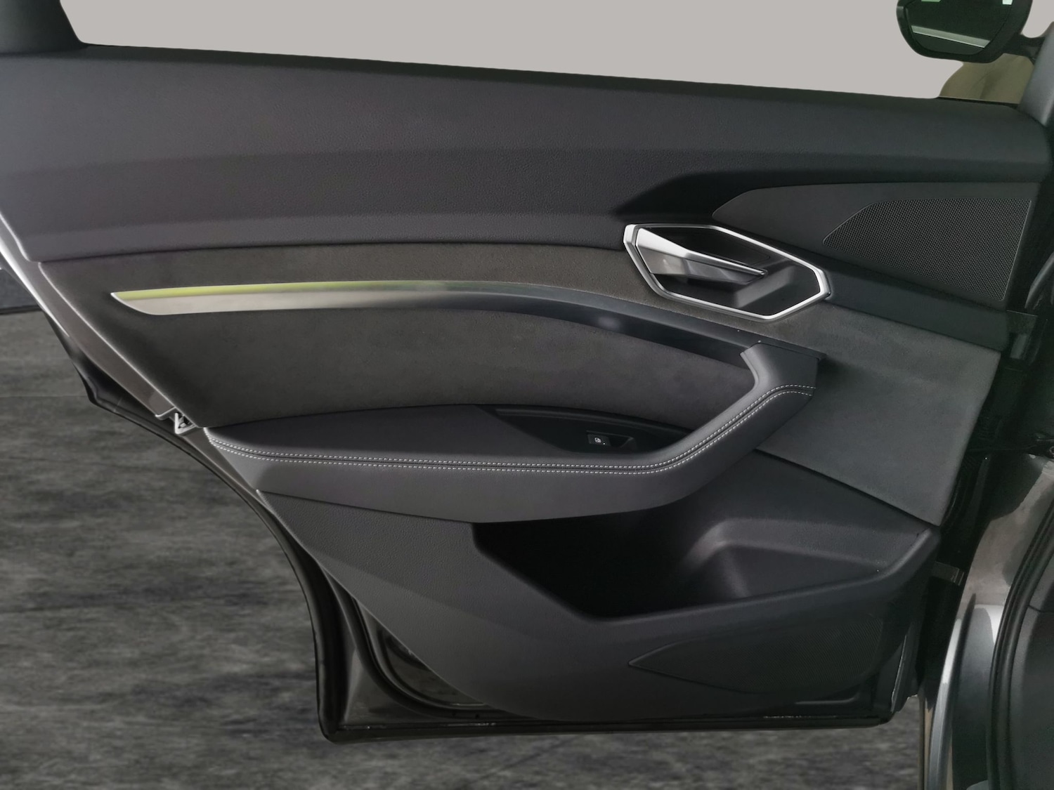 Used Audi e-tron 2022 for sale - 77653463: Photo 36