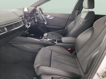 Used Audi A4 2022 for sale - 78993640: Photo