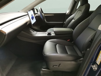 Used Tesla Model Y undefined for sale - 76577841: Photo