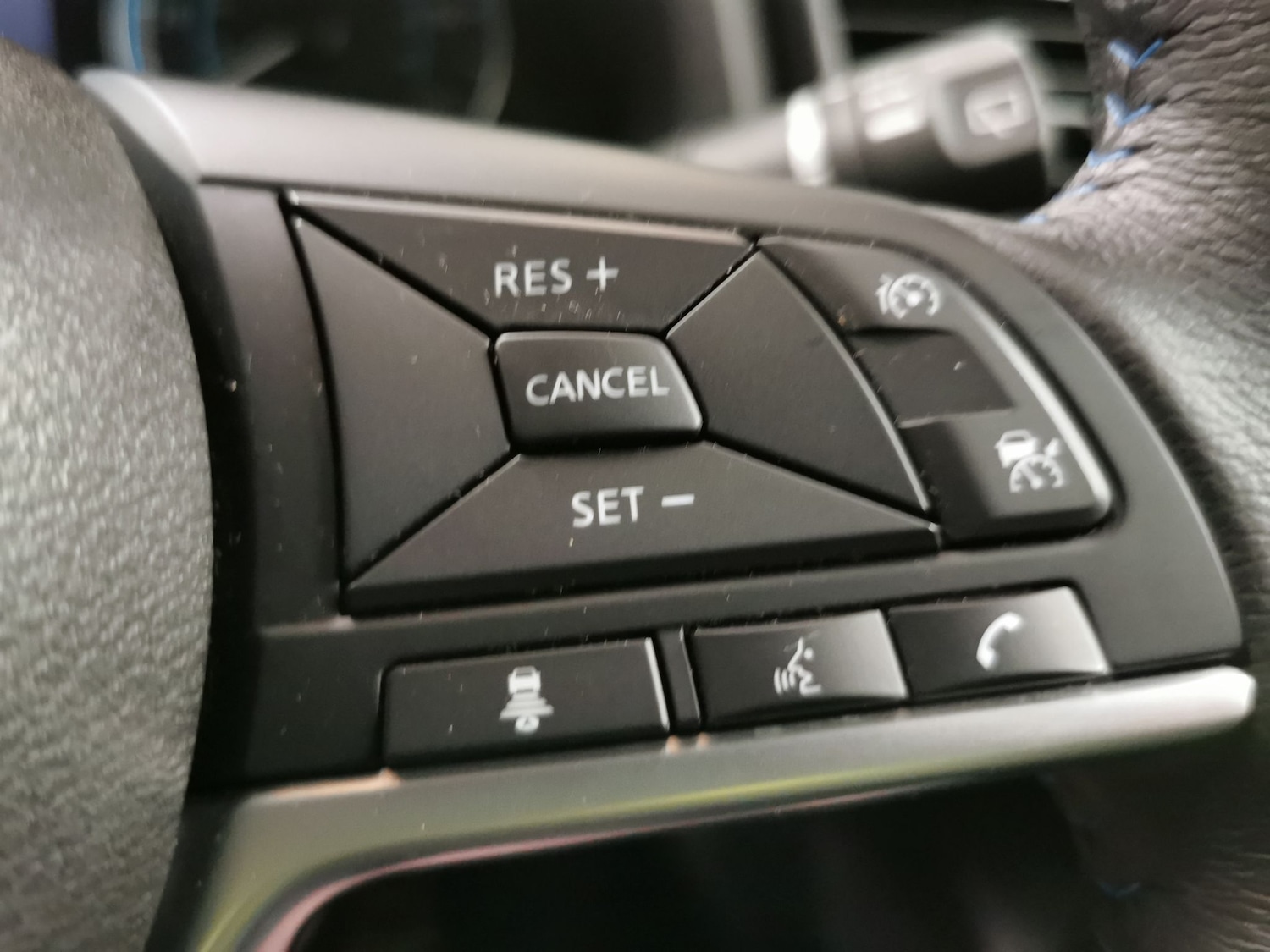 Used Nissan Leaf 2022 for sale - 76480110: Photo 18