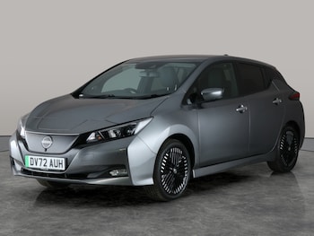 Used Nissan Leaf 2022 for sale - 76480110: Photo