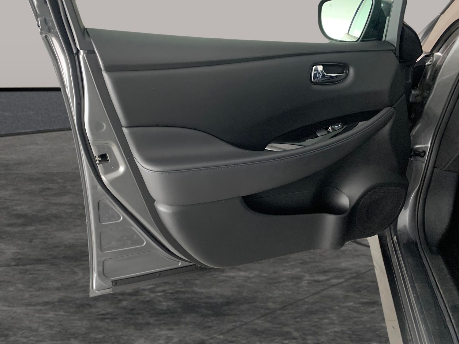 Used Nissan Leaf 2022 for sale - 76480110: Photo 26