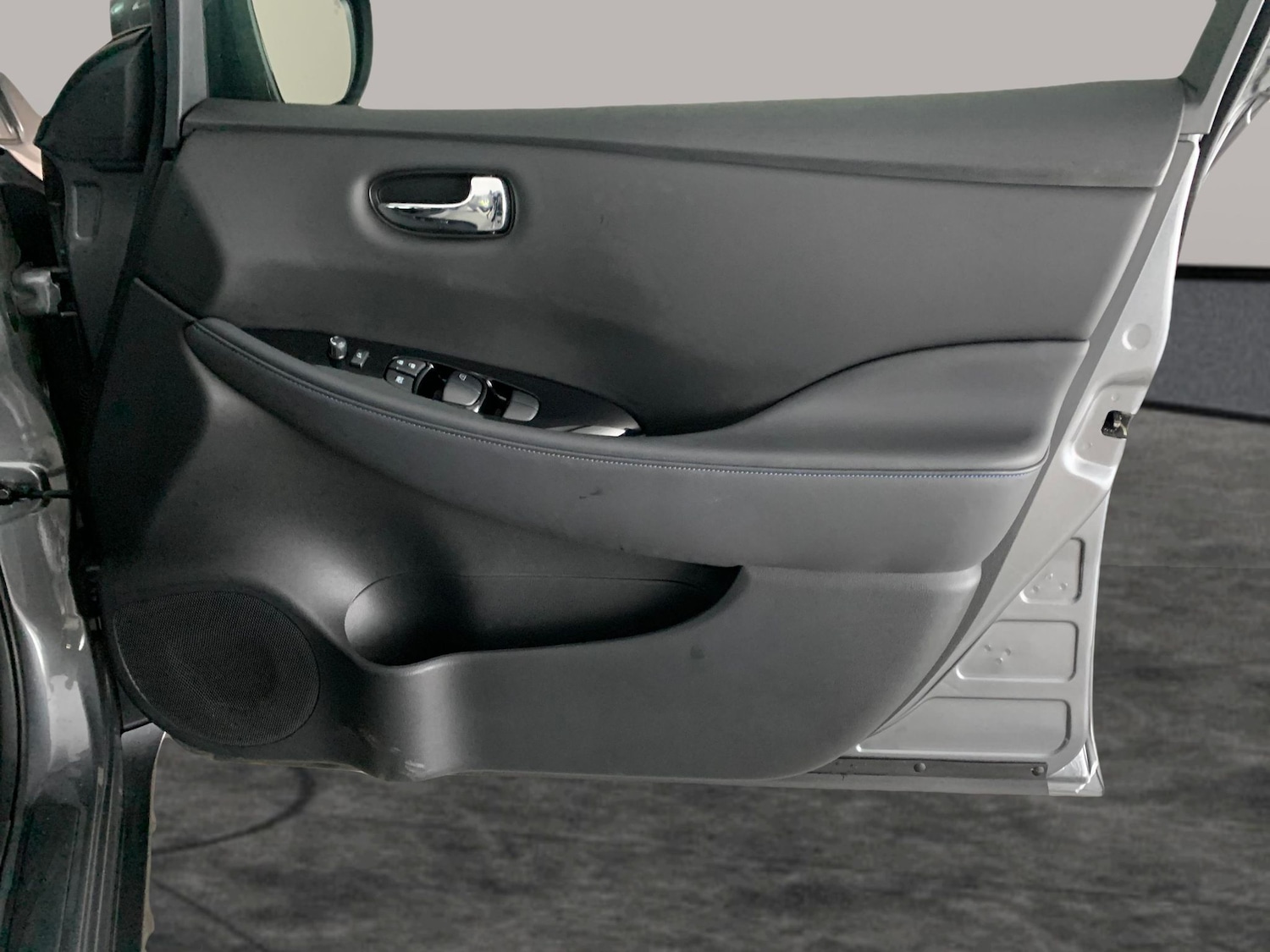 Used Nissan Leaf 2022 for sale - 76480110: Photo 29