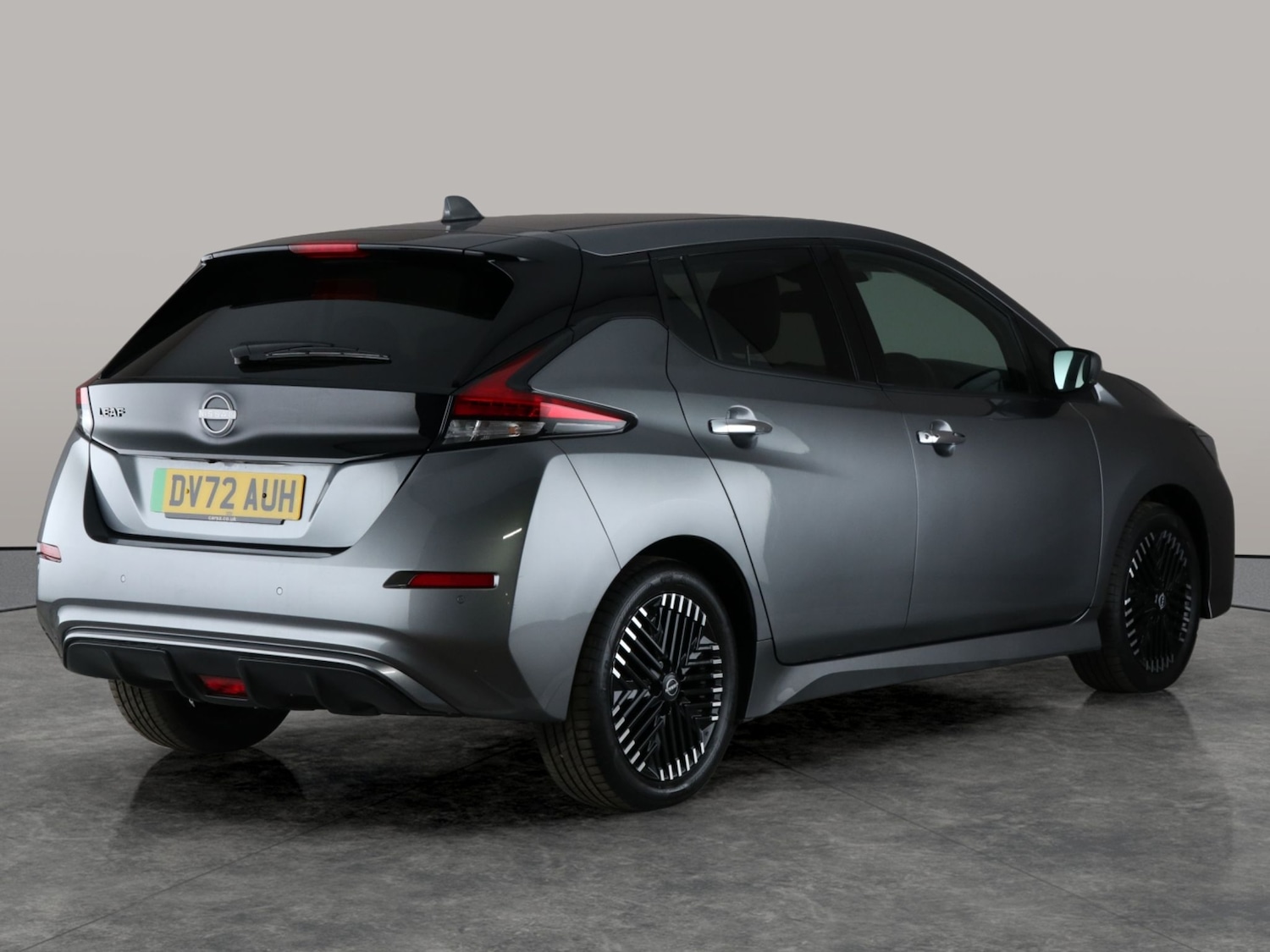 Used Nissan Leaf 2022 for sale - 76480110: Photo 9