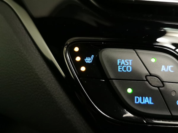 Used Toyota C-HR 2022 for sale - 76271669: Photo 22