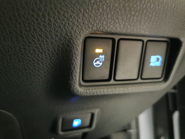 Used Toyota C-HR 2022 for sale - 76271669: Photo 23