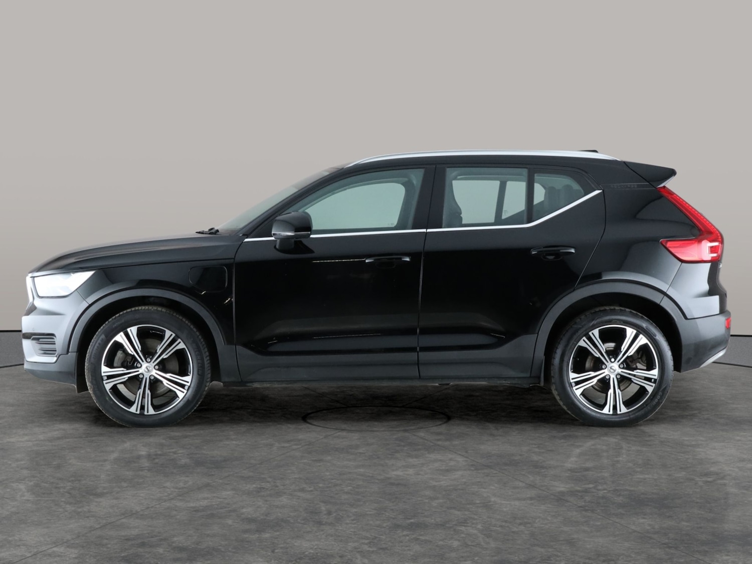 Used Volvo XC40 2021 for sale - 76980489: Photo 13