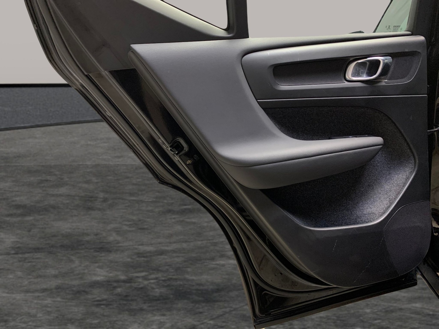 Used Volvo XC40 2021 for sale - 76980489: Photo 25