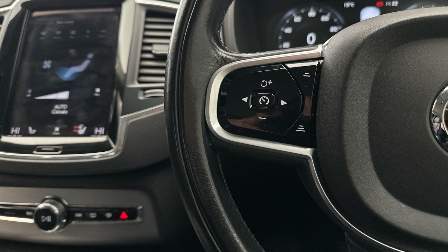 Used Volvo XC90 2020 for sale - 77604955: Photo 24