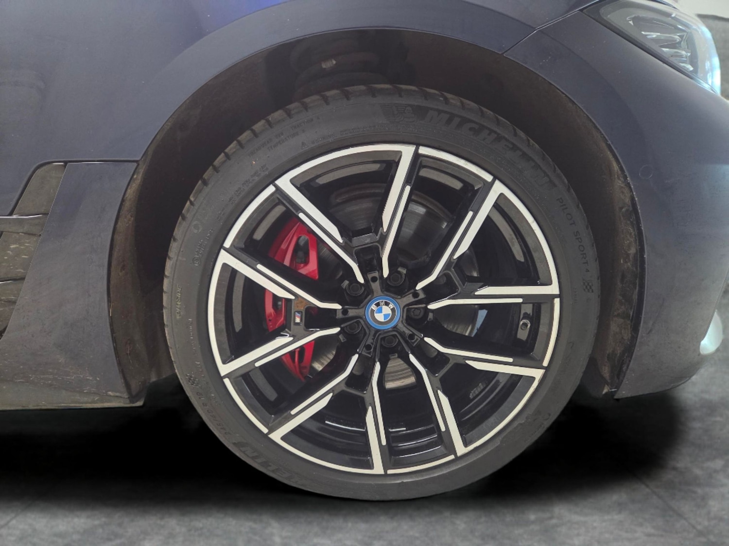 Used BMW i4 2023 for sale - 77641112: Photo 21