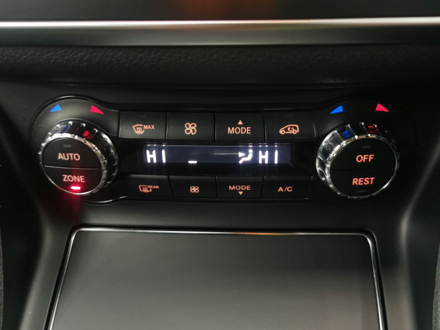 Used Mercedes-Benz CLA 2019 for sale - 77374002: Photo 17