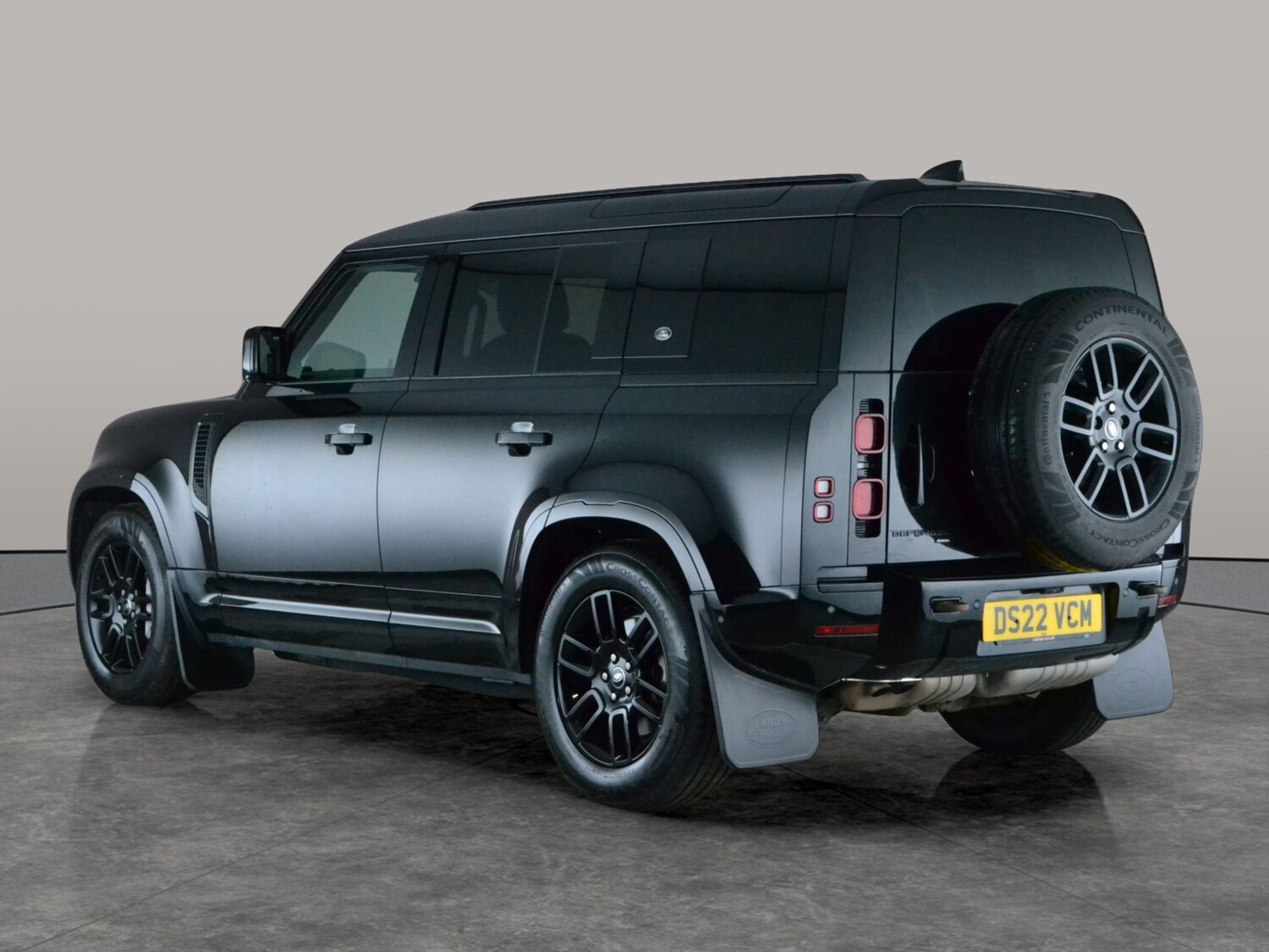 Used Land Rover Defender 110 for sale - 77873062: Photo 12