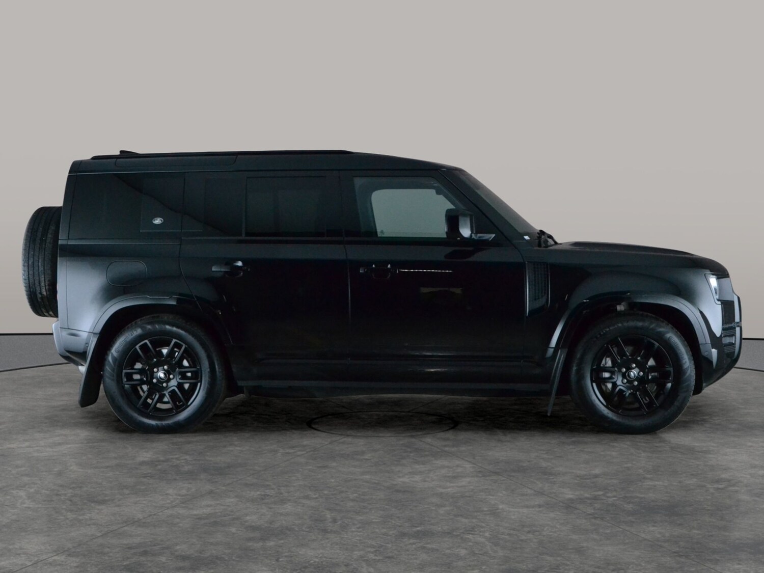 Used Land Rover Defender 110 for sale - 77873062: Photo 9