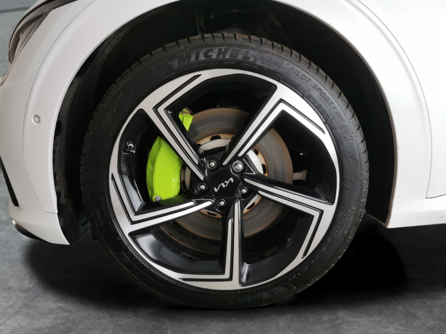 Used Kia EV6 2023 for sale - 77790014: Photo 32