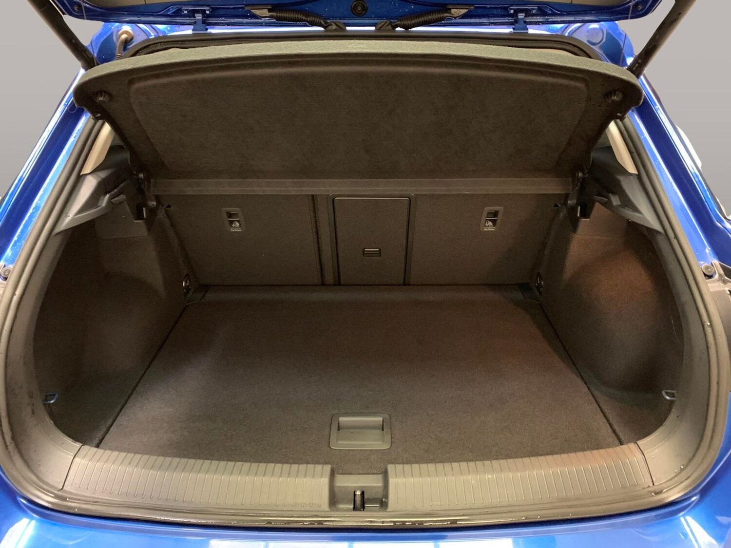 Used Volkswagen T-Roc 2022 for sale - 77563496: Photo 30