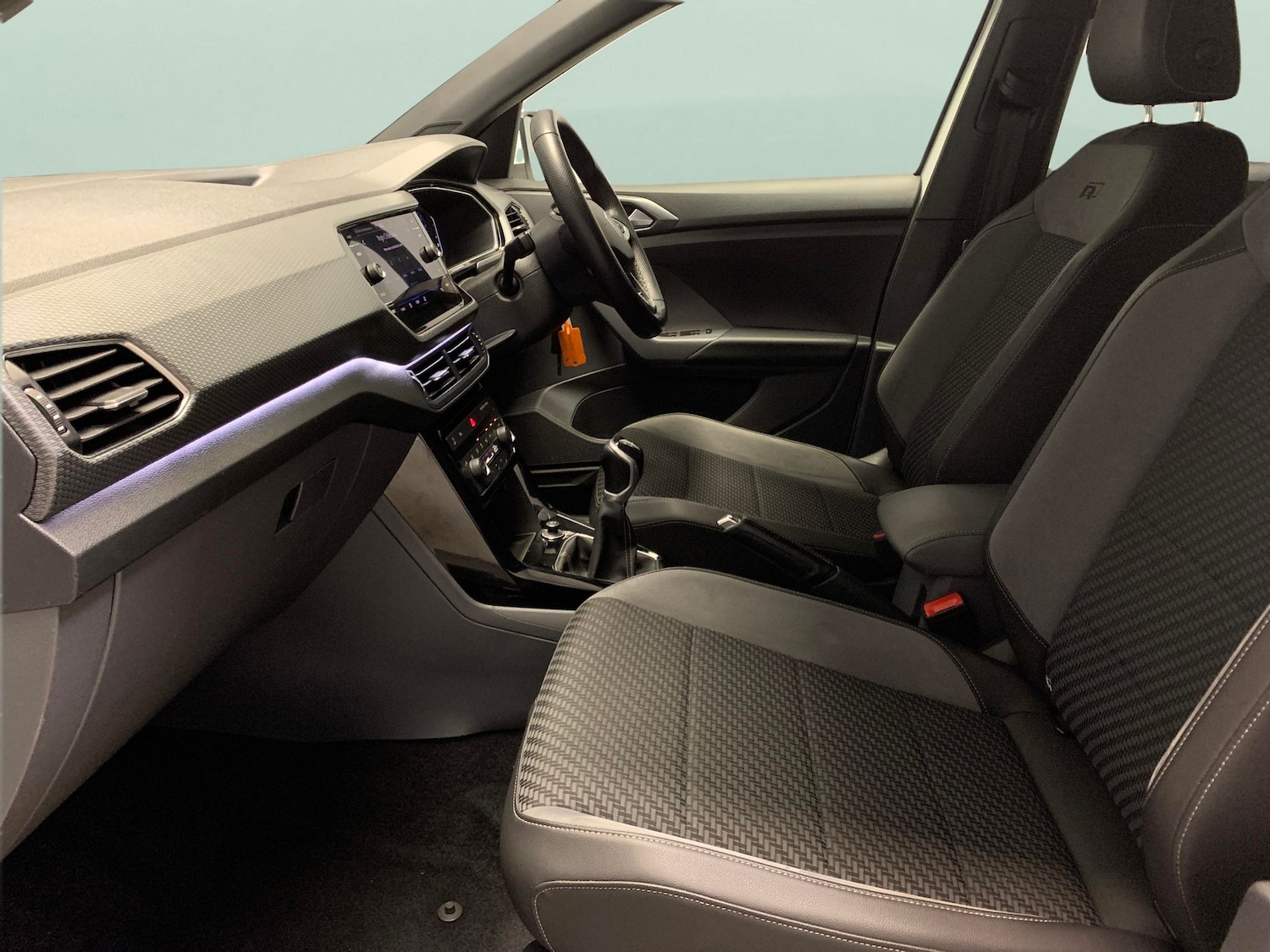 Used Volkswagen T-Cross 2021 for sale - 76796904: Photo 4