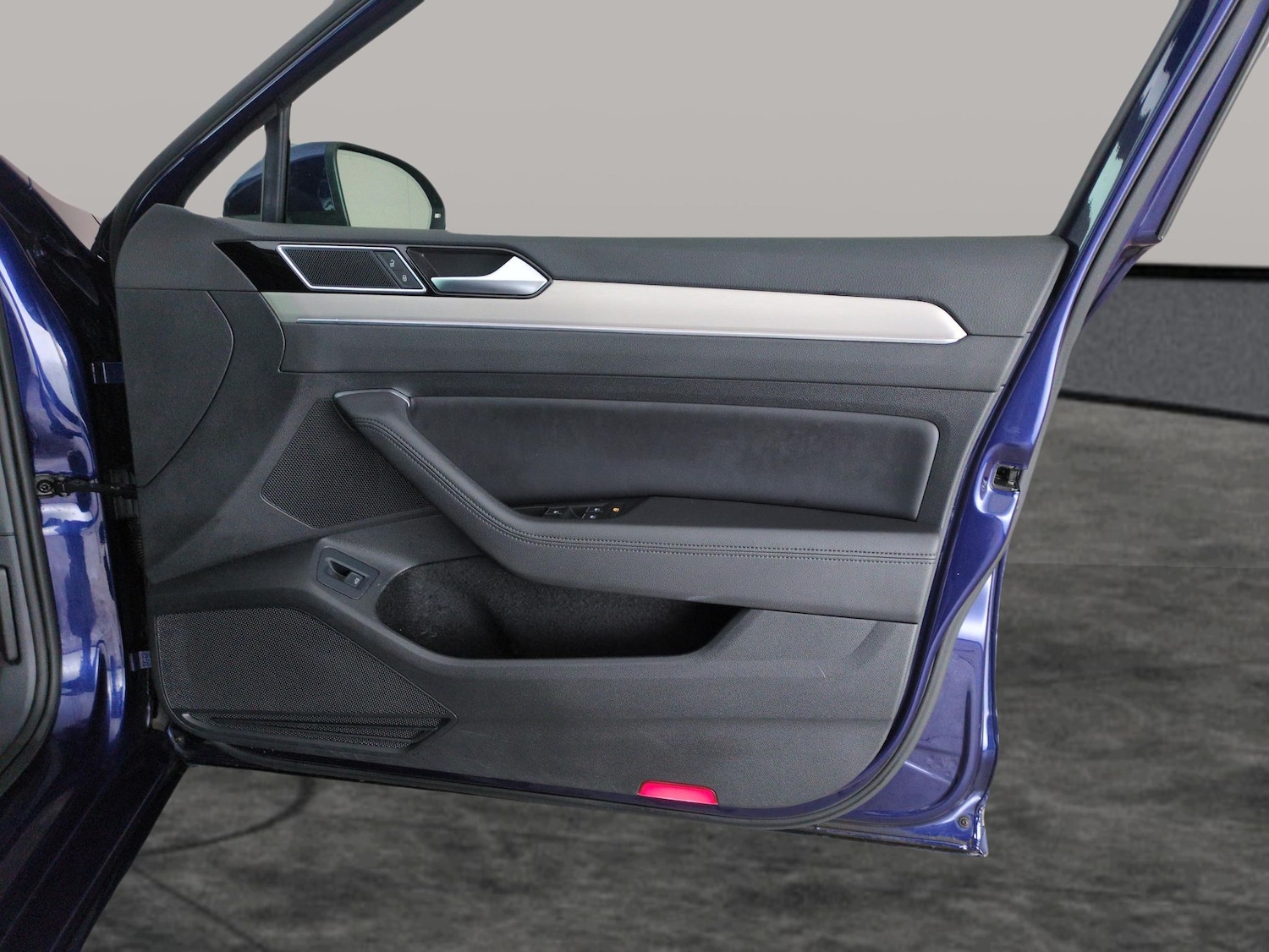 Used Volkswagen Passat 2018 for sale - 77629852: Photo 32