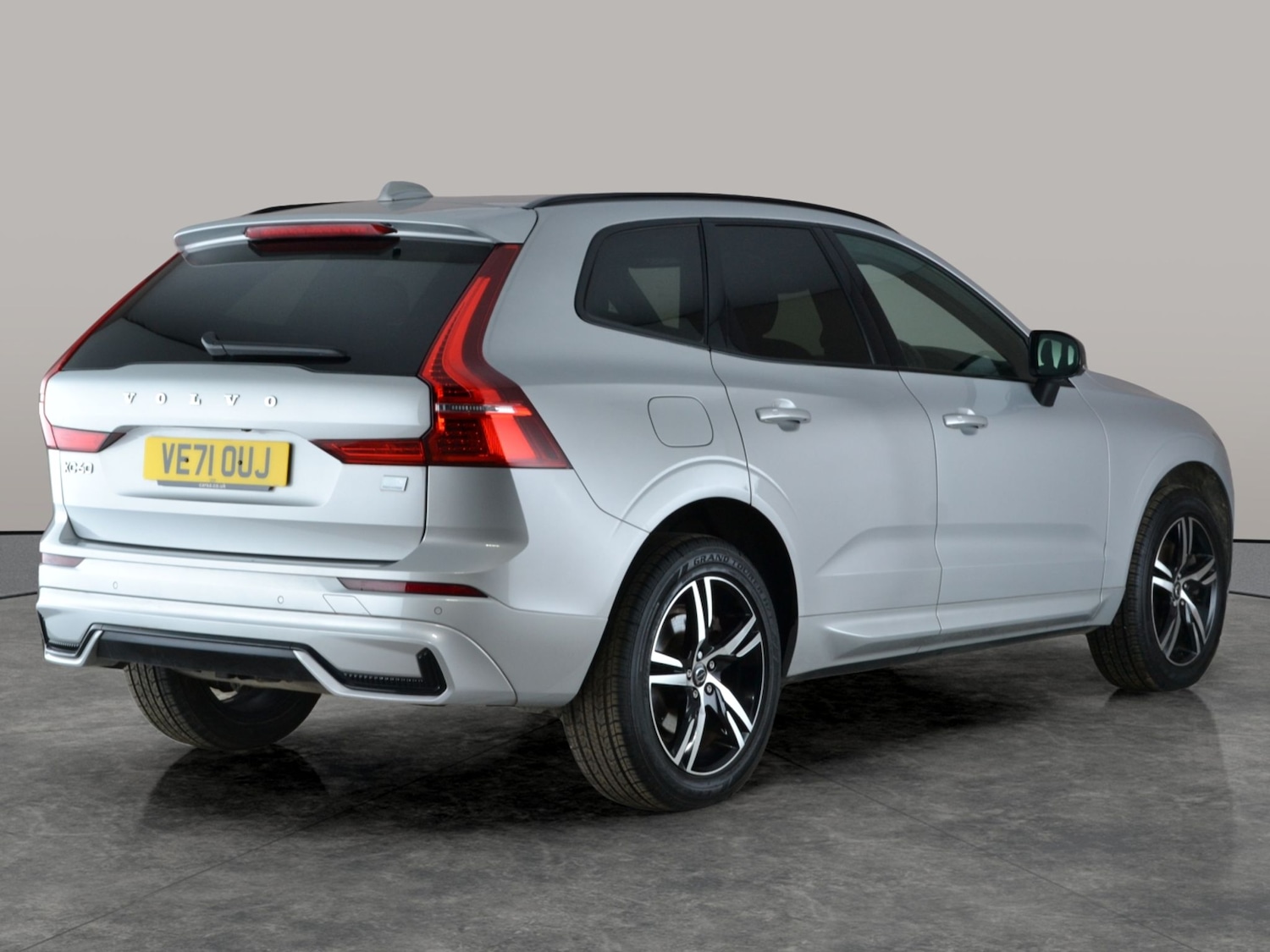 Used Volvo XC60 2021 for sale - 77756853: Photo 9