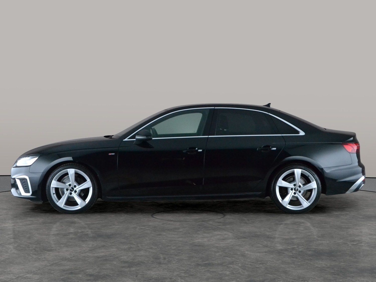 Used Audi A4 2021 for sale - 77810567: Photo 13