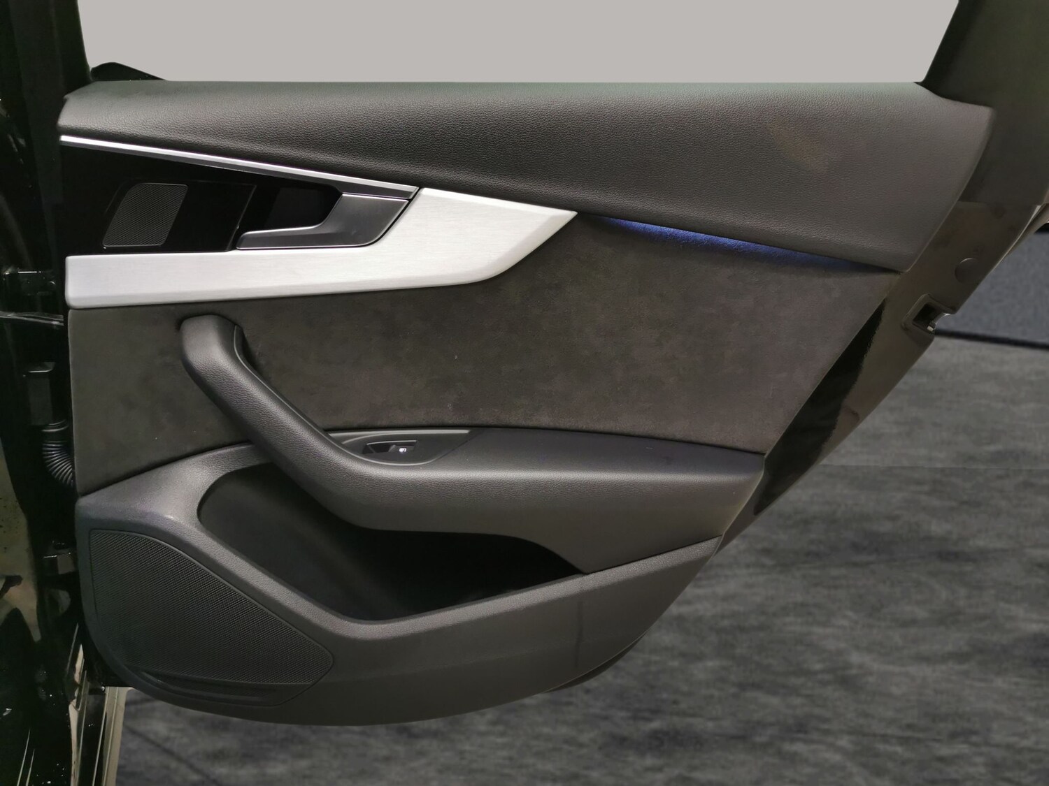 Used Audi A4 2021 for sale - 77810567: Photo 28